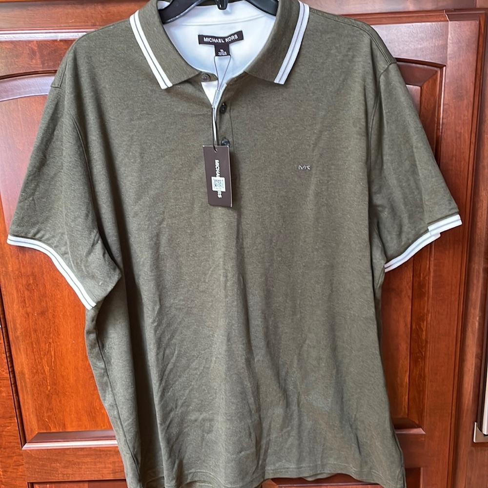 Michael Kohrs XL short sleeve olive polo with white stripe. New with tags
